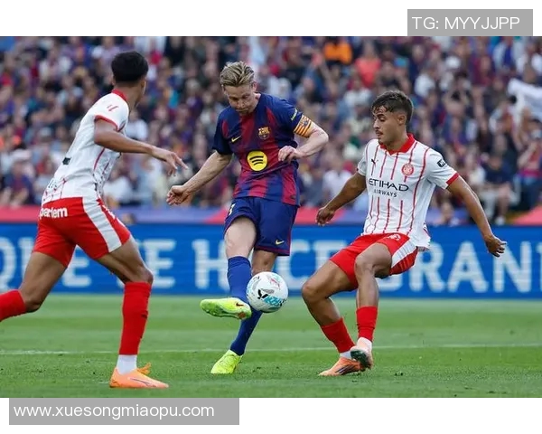 聚焦足球巨星控球瞬间展现极致脚法与赛场艺术魅力